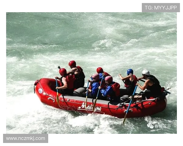 重庆足球队的团队协作揭秘与战术分析助力球队崛起之路